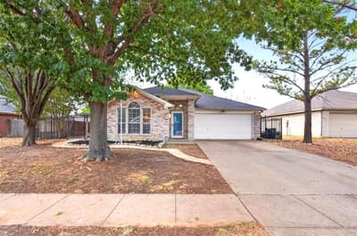 1150 Marc Street, Burleson TX 76028