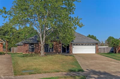 6023 Applegate Circle, Bossier City LA 71111 - Photo 2