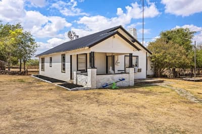 234 County Road 127, Carlton TX 76436 - Photo 2