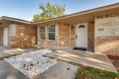 2212 Piedmont Street, Irving TX 75061