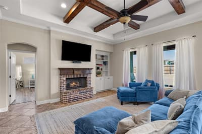 2825 Willow Ridge Circle, Granbury TX 76049 - Photo 4