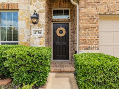 8720 Devonshire Drive, Fort Worth TX 76131 - Photo 5