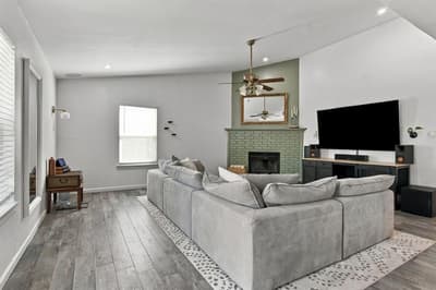 831 Beverly Drive, Grapevine TX 76051 - Photo 5
