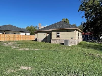 1915 MORSE Street, Greenville TX 75401 - Photo 5