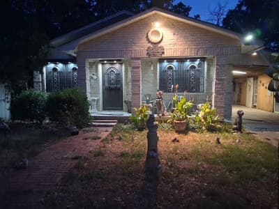 9522 Paramount Avenue, Dallas TX 75217