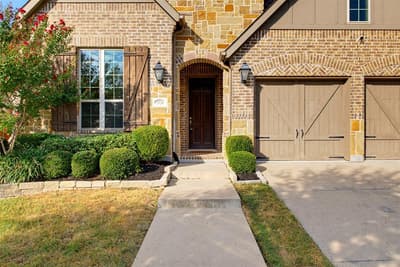 1920 Roundtree Circle E, Fort Worth TX 76008 - Photo 3