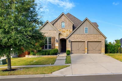 1920 Roundtree Circle E, Fort Worth TX 76008