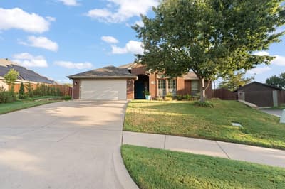 312 Nutmeg, Burleson TX 76028