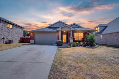 521 Leatherman Drive, Saginaw TX 76179