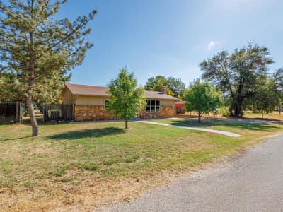 1604 Dublin Street, Brownwood TX 76801 - Photo 2