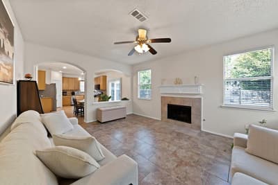 11005 Fawn Valley Drive, Fort Worth TX 76140 - Photo 3