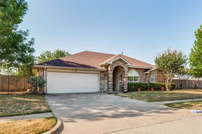 901 Mccomb Lane, Cedar Hill TX 75104 - Photo 2