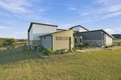 122 Nicholas Way, Decatur TX 76234 - Photo 3