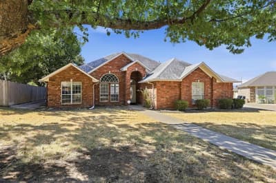3212 Staghorn Circle, Denton TX 76208 - Photo 2