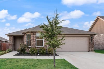 716 Griffith Park Trail, Alvarado TX 76009 - Photo 2