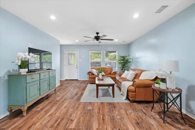 1445 Caravan Trail, Dallas TX 75241 - Photo 5