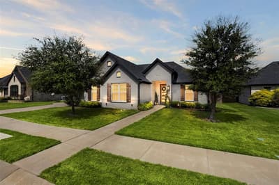 116 Steves Way, Waxahachie TX 75165