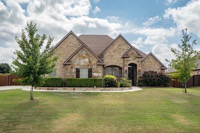 1325 Bluff Springs Drive, Fort Worth TX 76052