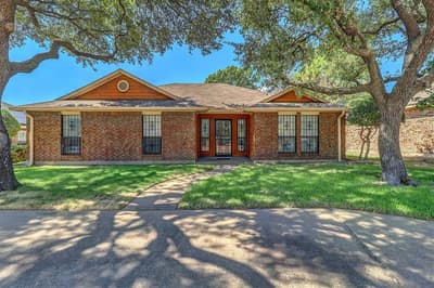 5235 Clover Haven Street, Dallas TX 75227