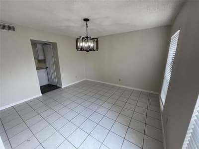 6305 Barcelona Drive, Arlington TX 76016 - Photo 5