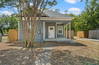 2415 S 9th Street, Waco TX 76706