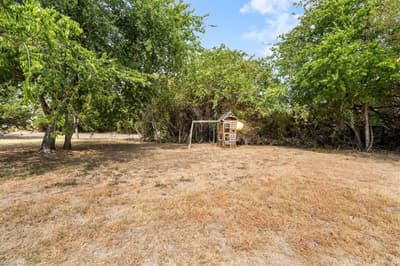 4600 Hunters Glen Court, Granbury TX 76048 - Photo 2