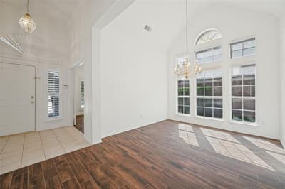 8804 Aviary Drive, McKinney TX 75072 - Photo 4