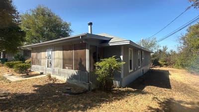701 N Newark Street, Decatur TX 76234 - Photo 4