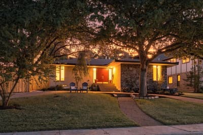 9307 Crestedge Drive, Dallas TX 75238