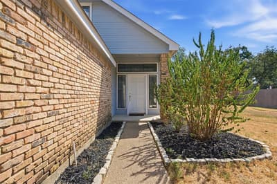 1308 Carver Lane, Irving TX 75061 - Photo 4