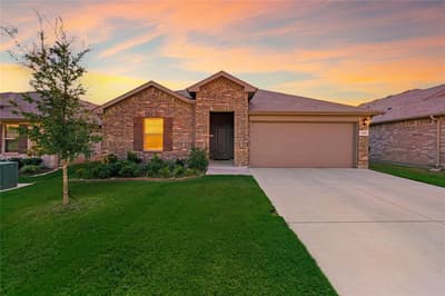 320 Sculptors Crossing, Springtown TX 76082
