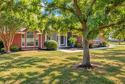 621 Old Stoney Court, Ponder TX 76259 - Photo 2