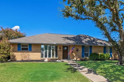 1931 Robin Meadow Drive, Carrollton TX 75007 - Photo 2