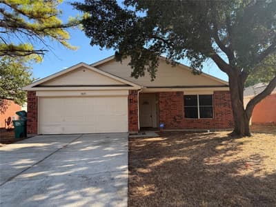 1021 Beechwood Drive, Denton TX 76210