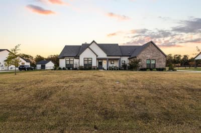 96 Stockton Drive, Van Alstyne TX 75495 - Photo 2