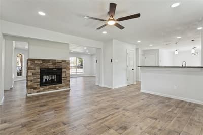 2107 Meadowview Drive, Corinth TX 76210 - Photo 5