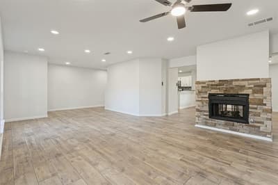 2107 Meadowview Drive, Corinth TX 76210 - Photo 4