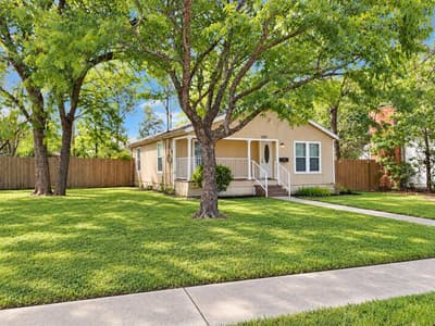 1203 N College Street, McKinney TX 75069 - Photo 2