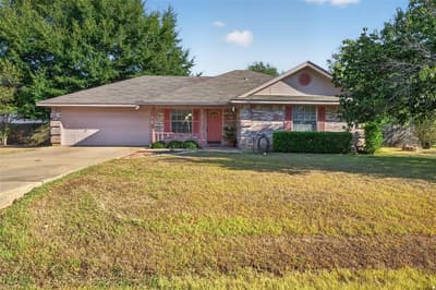 711 Plum Street, Joshua TX 76058 - Photo 4