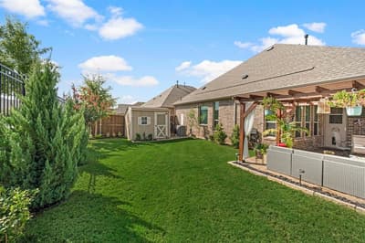 1833 Spotted Fawn Drive, Arlington TX 76005 - Photo 2
