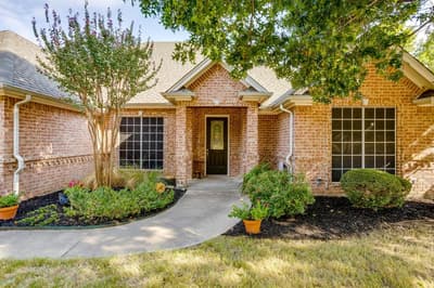 427 Shenandoah Drive, Burleson TX 76028 - Photo 3