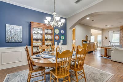 427 Shenandoah Drive, Burleson TX 76028 - Photo 5