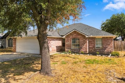 1024 Hiawatha Court, Saginaw TX 76131 - Photo 3
