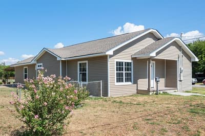 918 Martin Luther King Jr Boulevard, Corsicana TX 75110 - Photo 2
