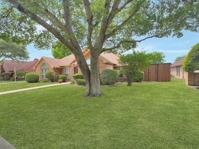 1304 Carriage Creek Drive, DeSoto TX 75115 - Photo 5