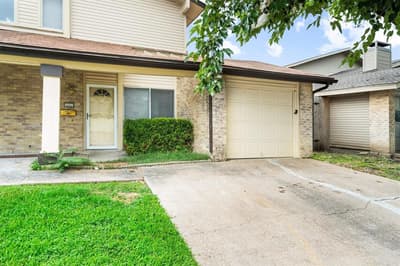 406 San Maria Drive, Garland TX 75043 - Photo 2