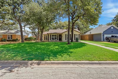 712 Thersa Drive, River Oaks TX 76114 - Photo 3