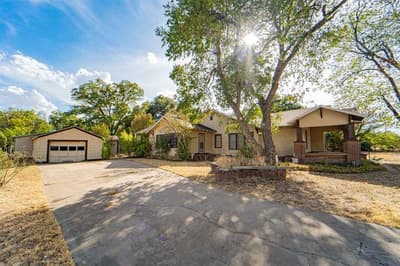 901 W Hullum Street, Breckenridge TX 76424 - Photo 4