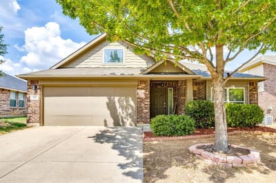 881 Oarlock Drive, Crowley TX 76036 - Photo 2