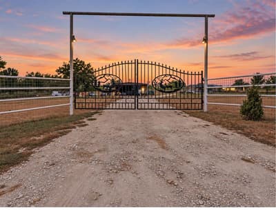 266 Fcr 1031, Wortham TX 76693 - Photo 2